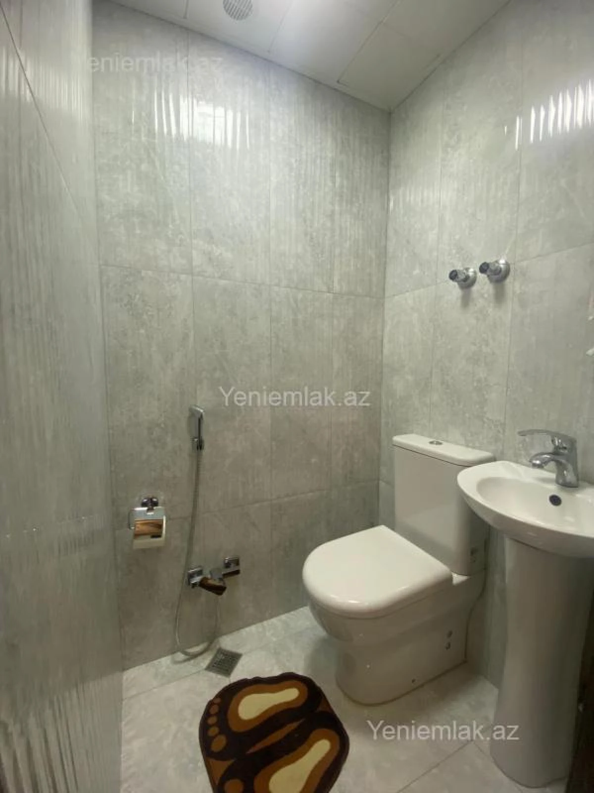 Satılır 4 otaqlı yeni tikili 125 m²