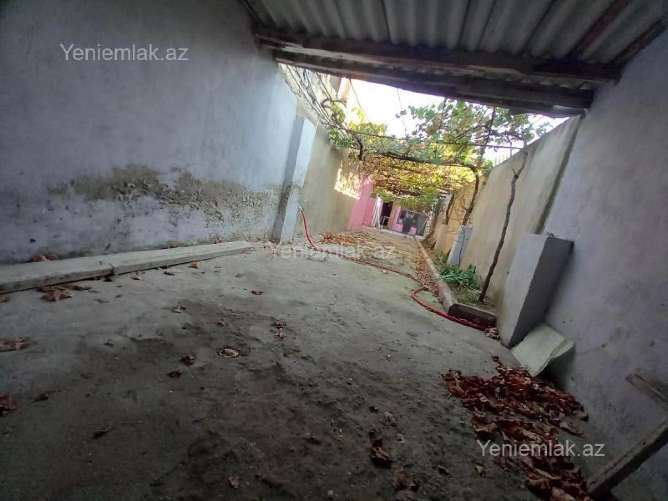 Satılır 5 otaqlı həyət evi 120 m²