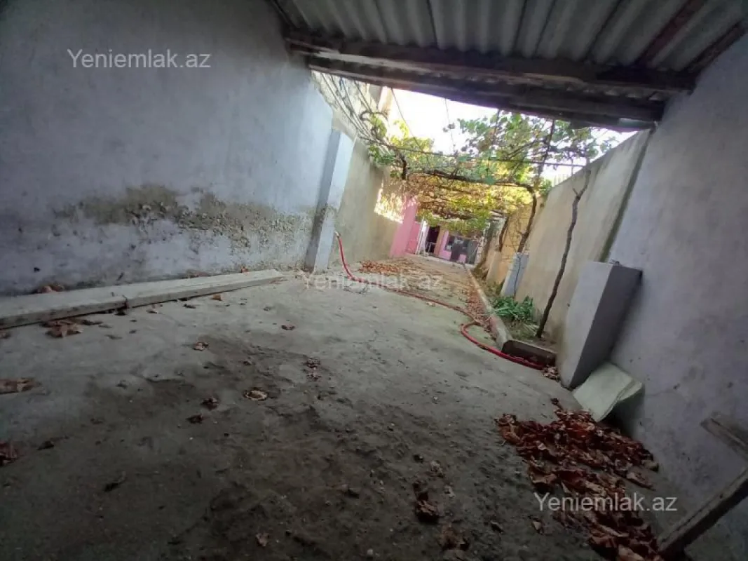 Satılır 5 otaqlı həyət evi 120 m²