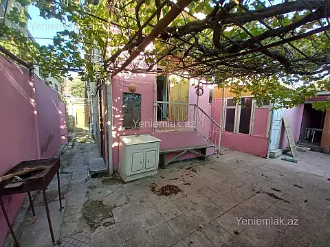 Satılır 5 otaqlı həyət evi 120 m²