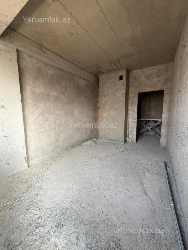 Satılır 2 otaqlı yeni tikili 82 m²