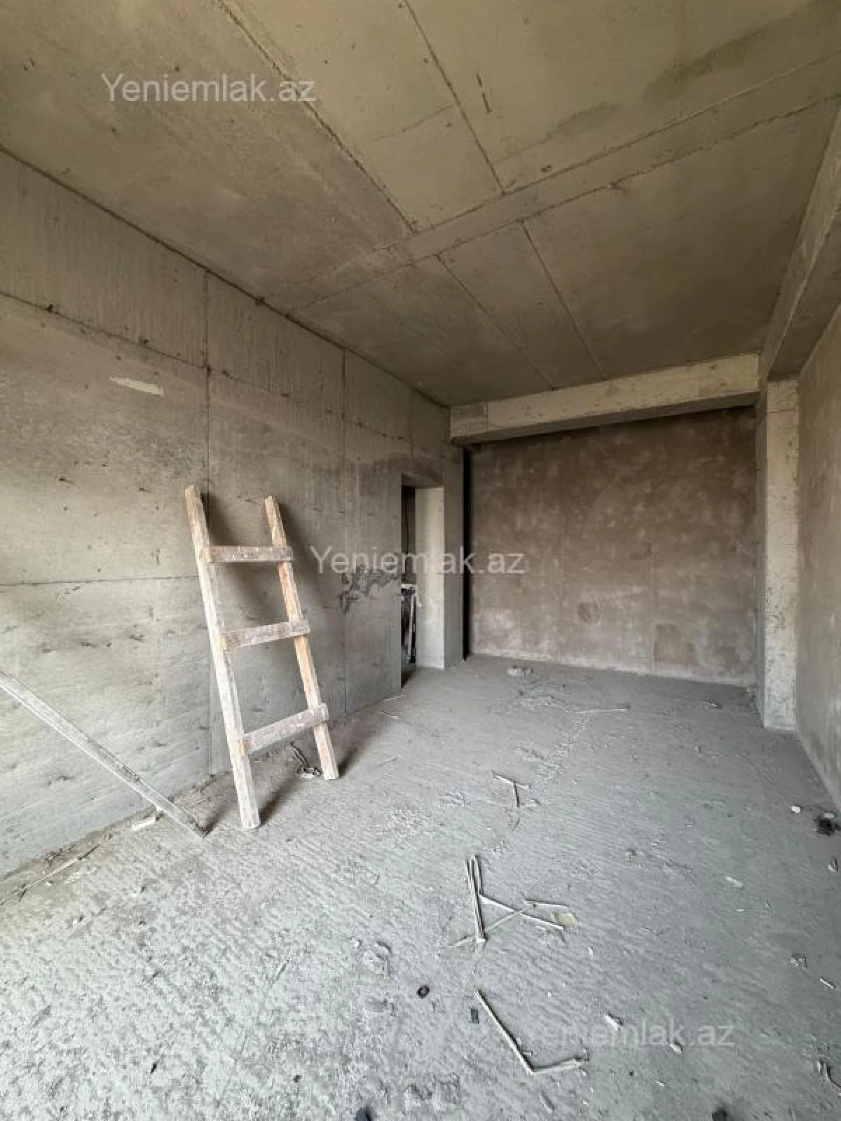 Satılır 2 otaqlı yeni tikili 82 m²