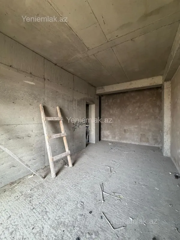 Satılır 2 otaqlı yeni tikili 82 m²