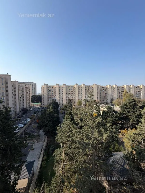 Satılır 2 otaqlı yeni tikili 82 m²