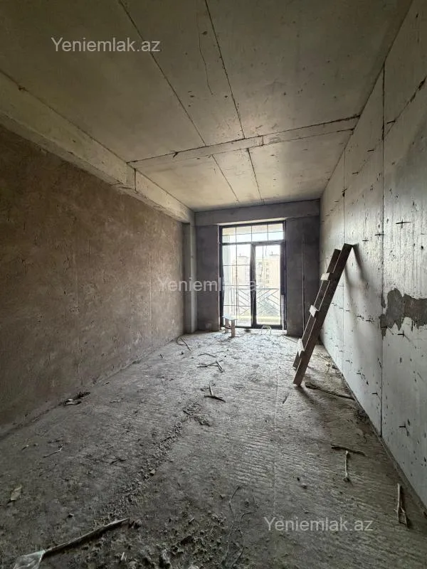 Satılır 2 otaqlı yeni tikili 82 m²