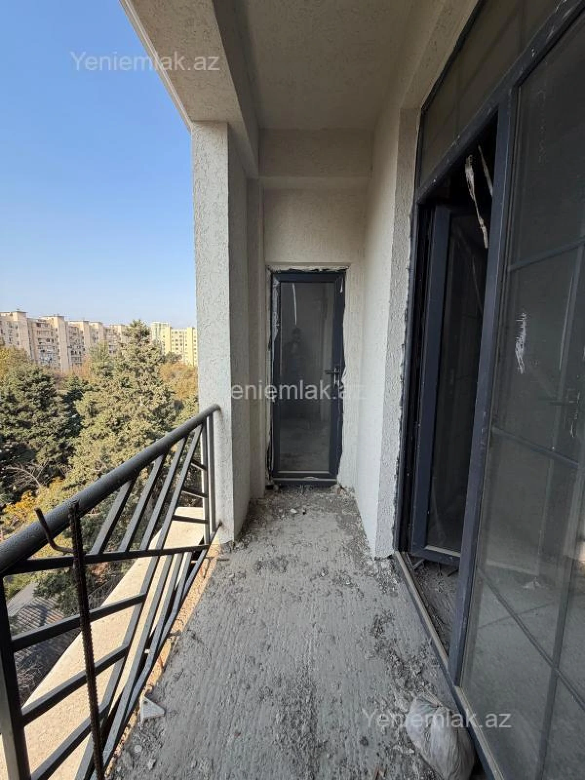Satılır 2 otaqlı yeni tikili 82 m²