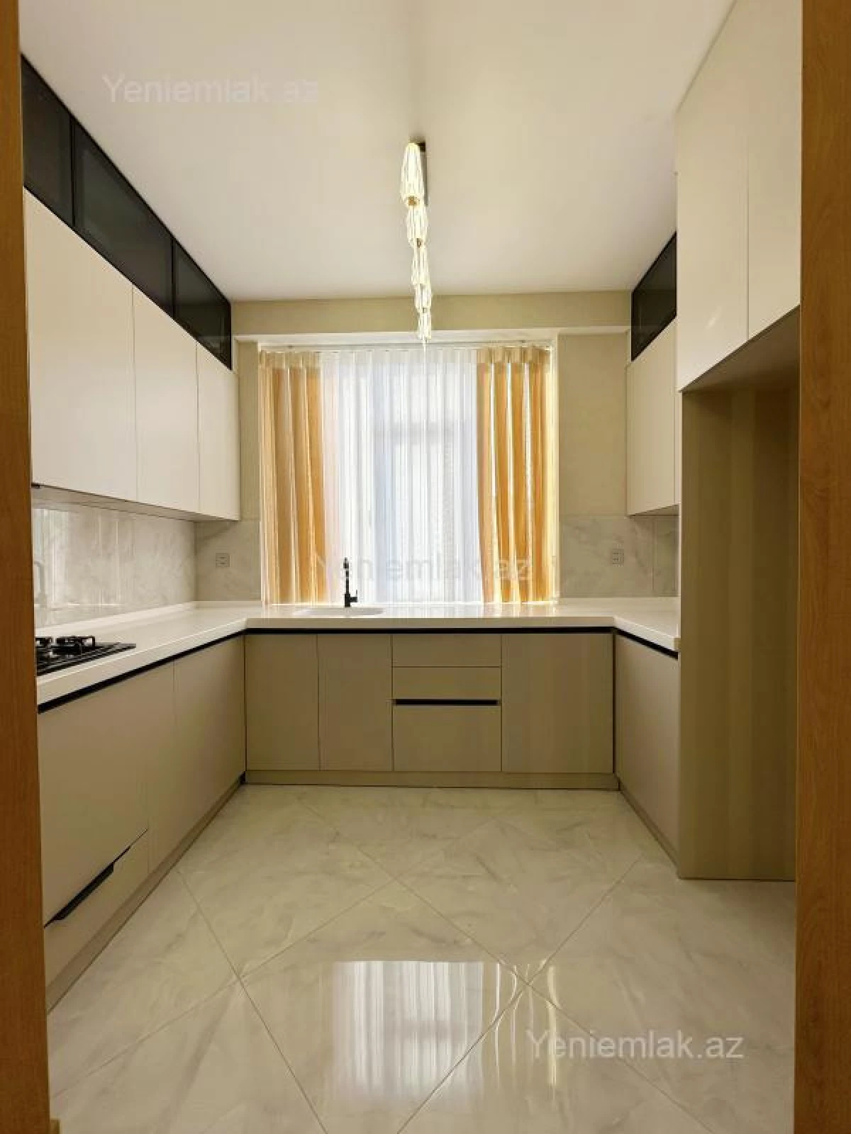 Satılır 3 otaqlı yeni tikili 68 m²