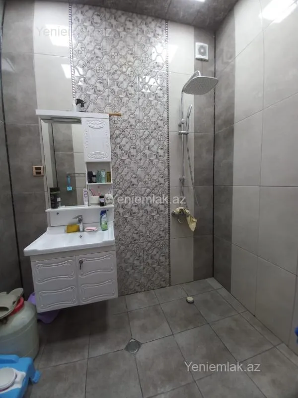 Satılır 3 otaqlı yeni tikili 94 m²