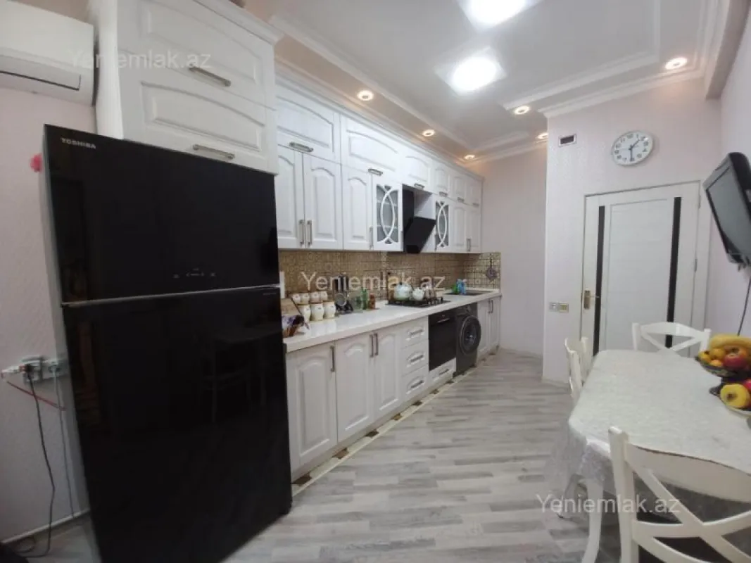Satılır 3 otaqlı yeni tikili 94 m²