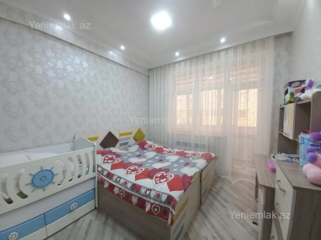 Satılır 3 otaqlı yeni tikili 94 m²