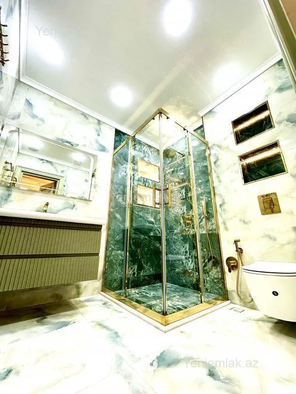 Satılır 4 otaqlı yeni tikili 216 m²