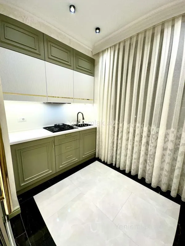 Satılır 4 otaqlı yeni tikili 216 m²