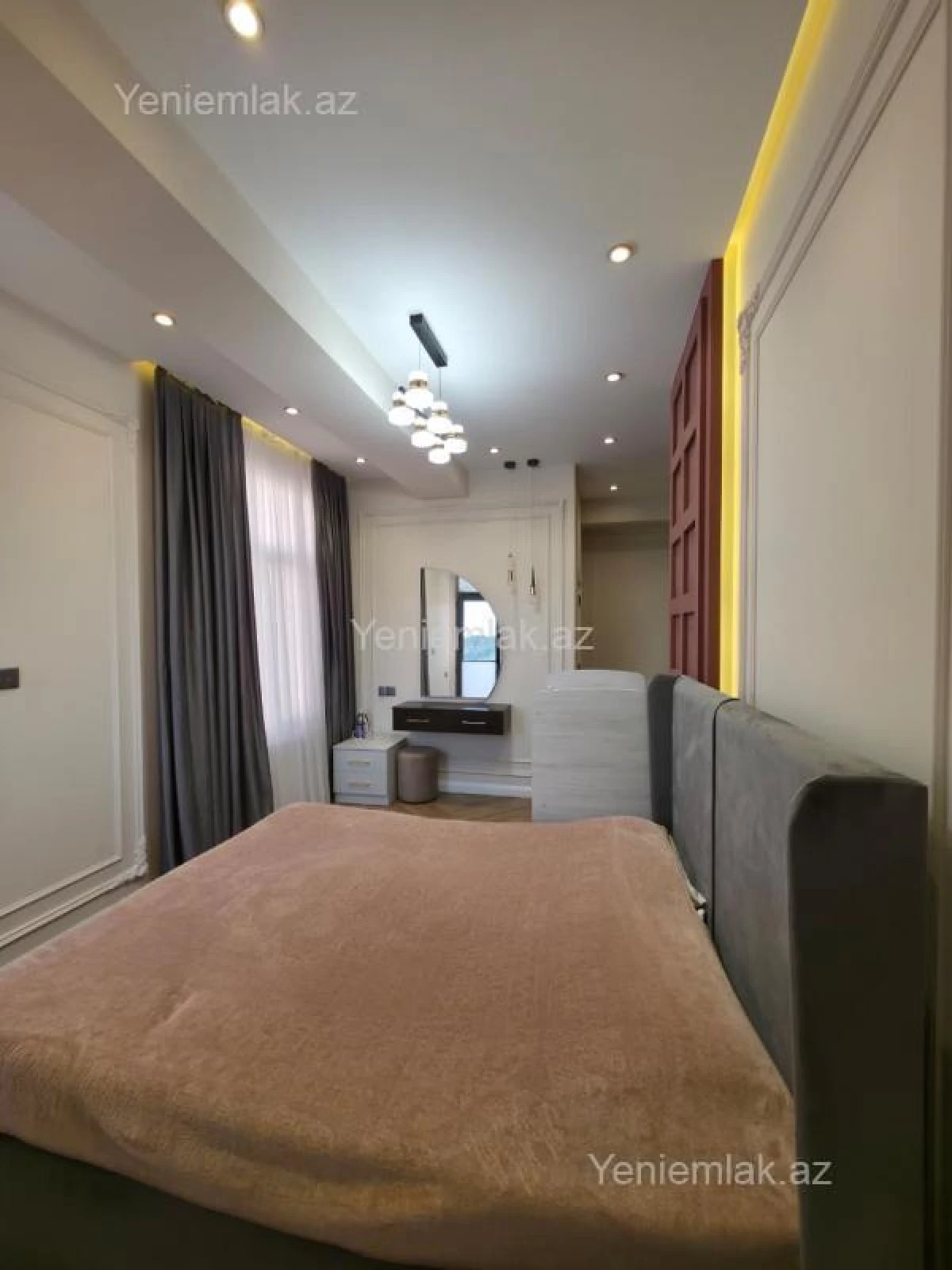 Satılır 4 otaqlı yeni tikili 130 m²