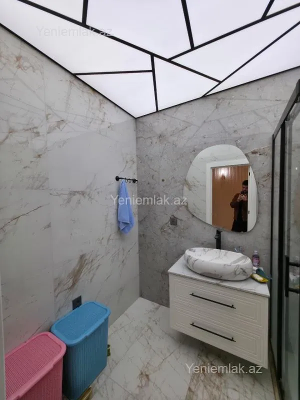 Satılır 4 otaqlı yeni tikili 130 m²