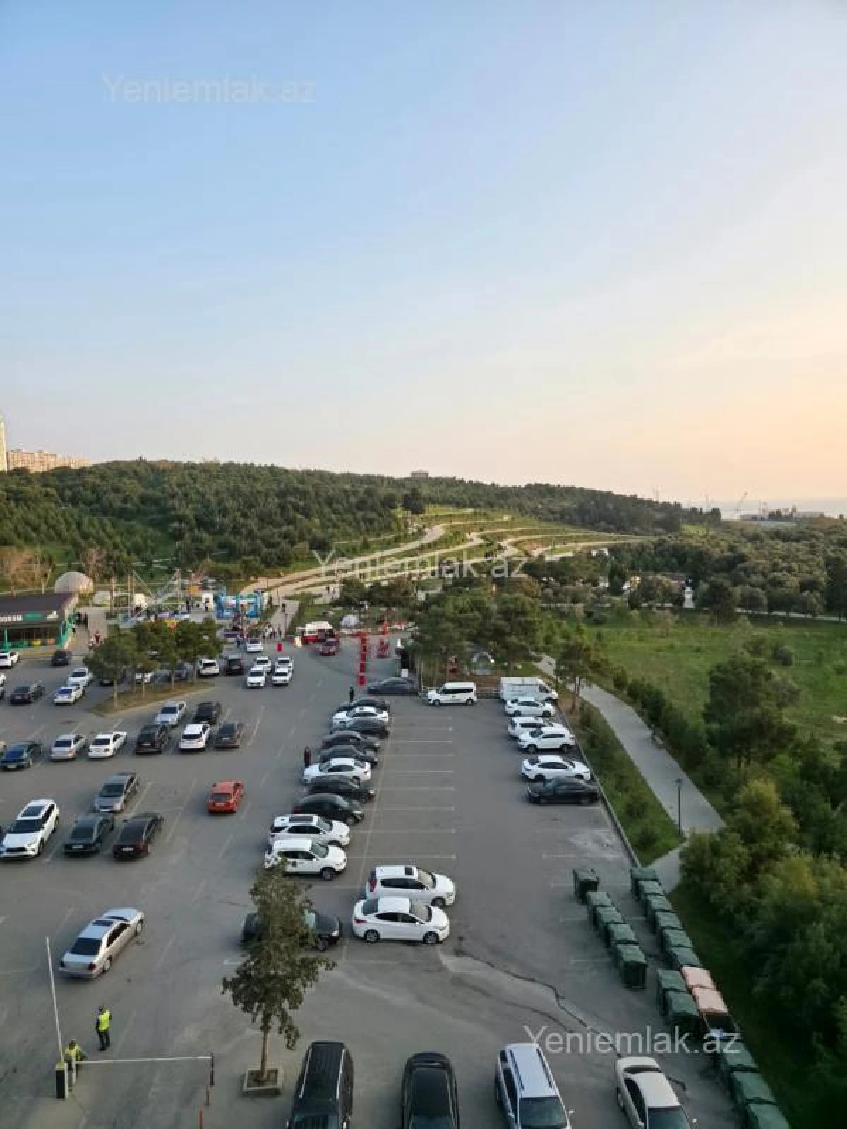 Satılır 4 otaqlı yeni tikili 130 m²