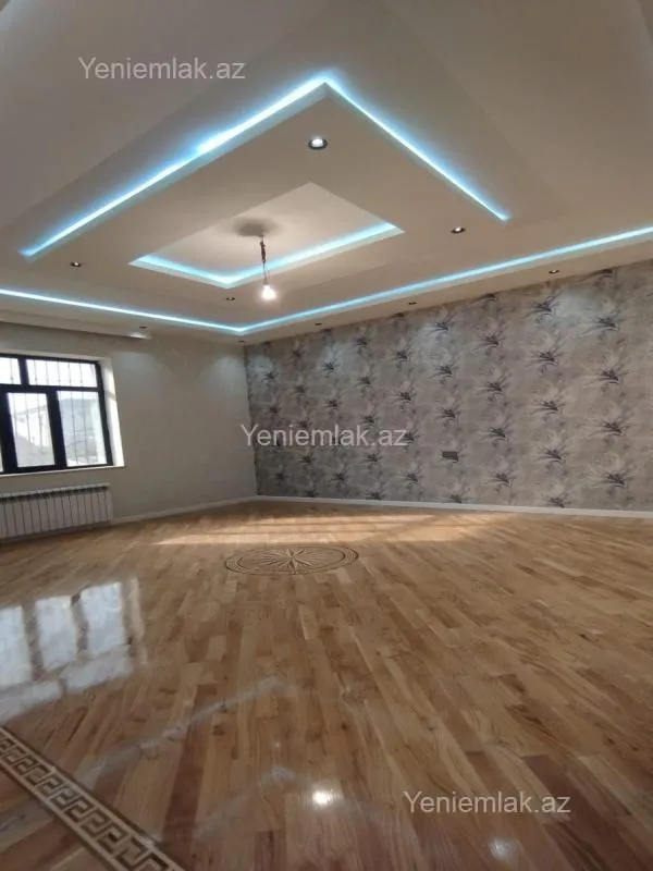 Satılır 6 otaqlı həyət evi 280 m²