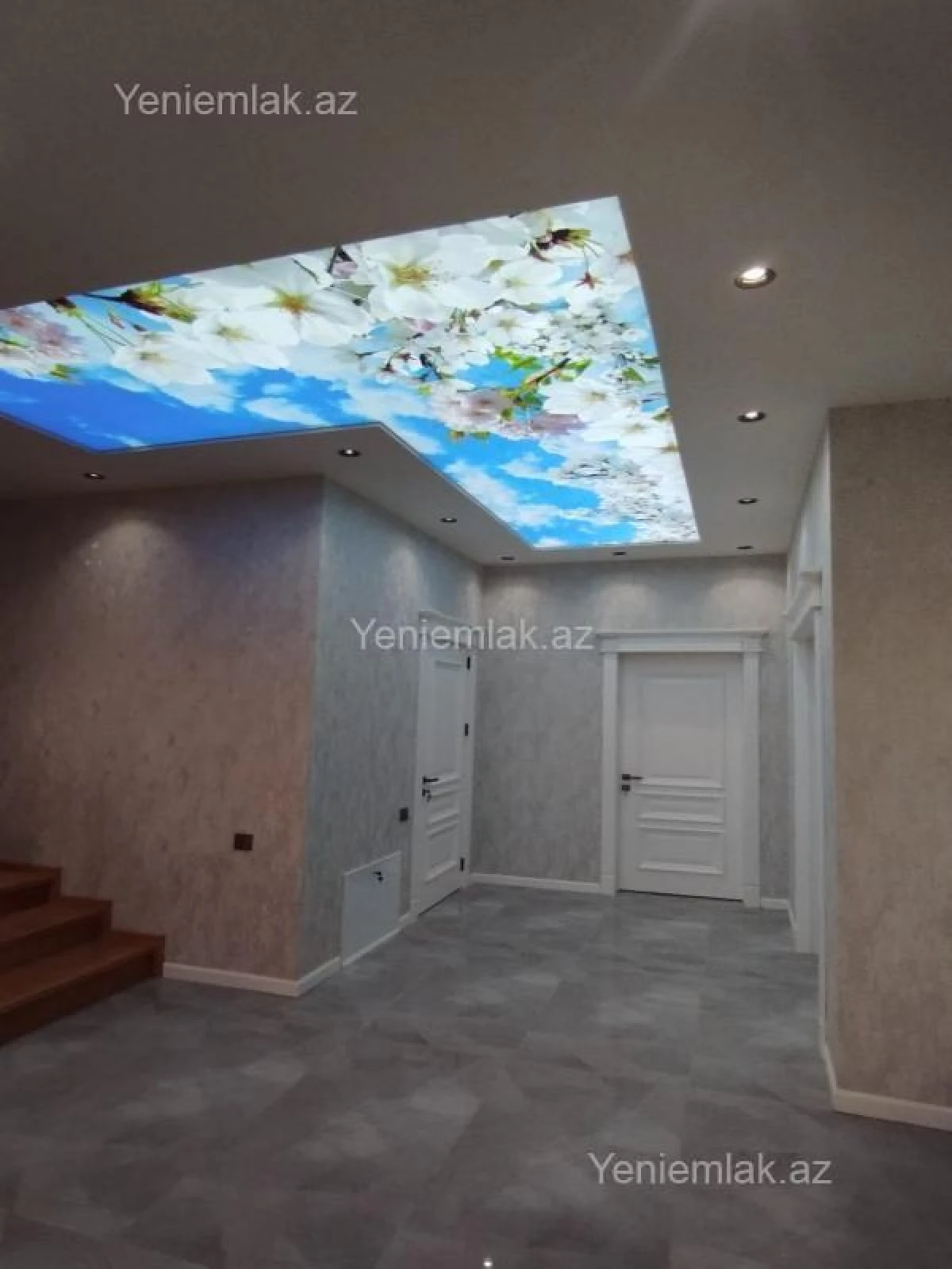 Satılır 6 otaqlı həyət evi 280 m²