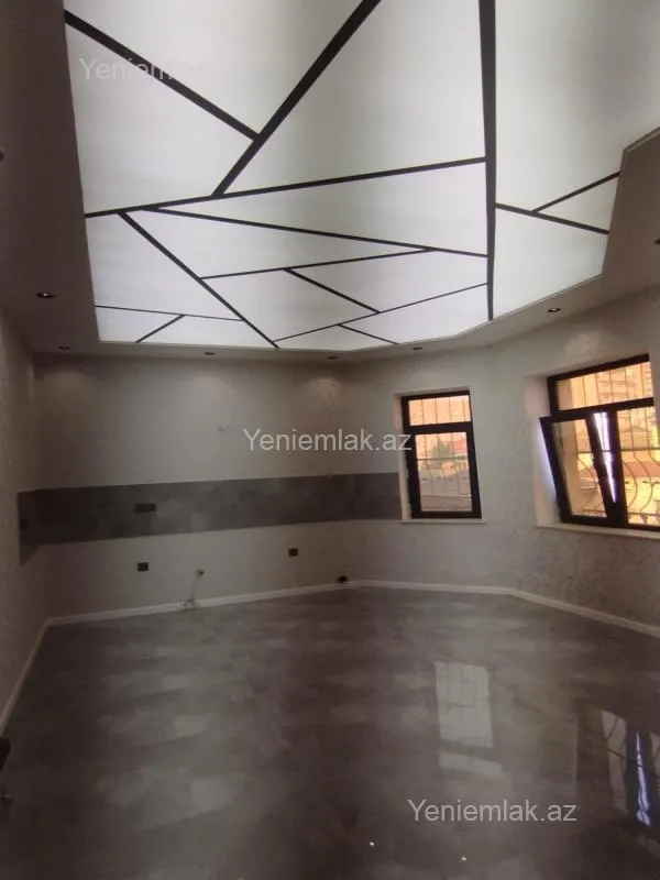 Satılır 6 otaqlı həyət evi 280 m²