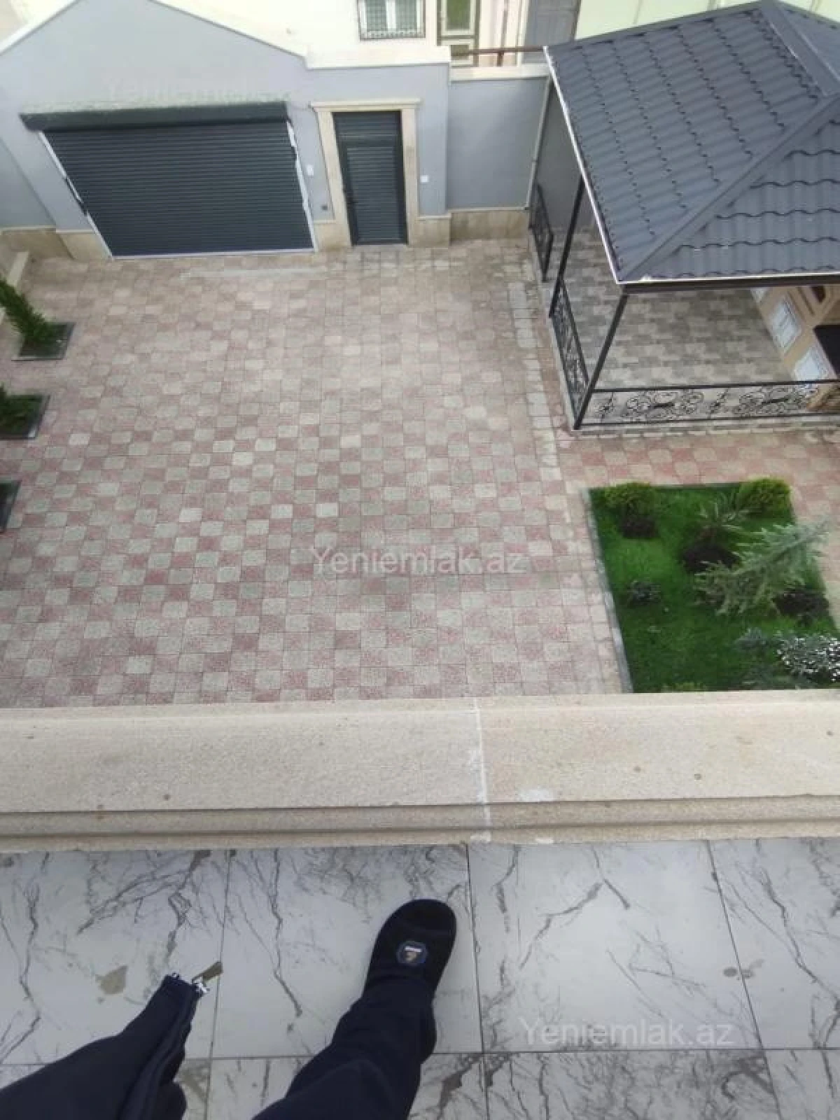 Satılır 6 otaqlı həyət evi 280 m²