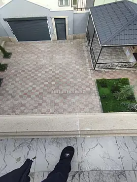 Satılır 6 otaqlı həyət evi 280 m²