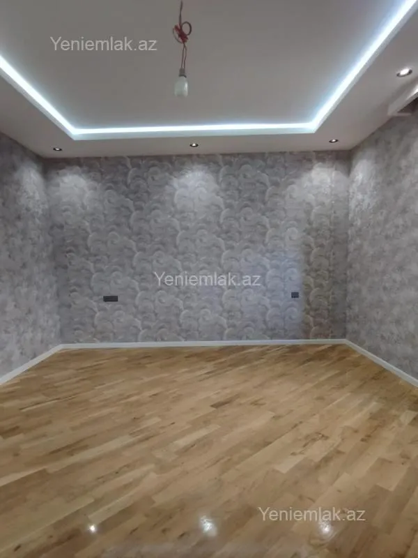 Satılır 6 otaqlı həyət evi 280 m²