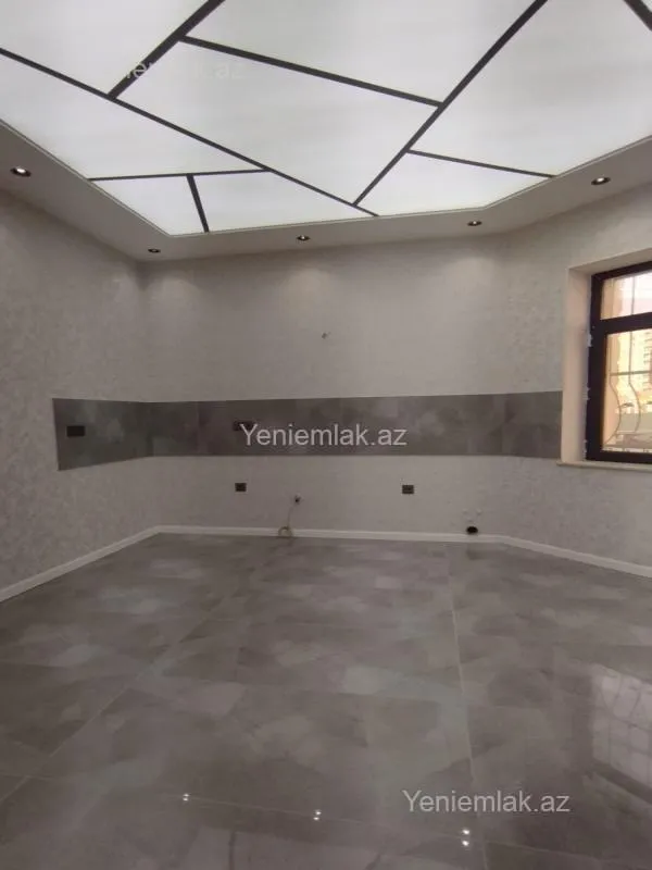 Satılır 6 otaqlı həyət evi 280 m²