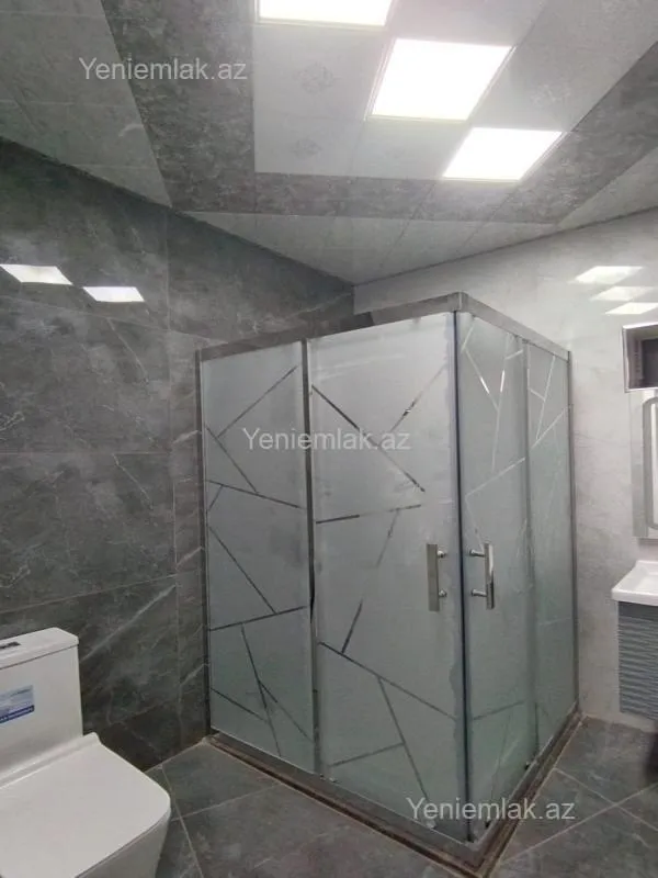 Satılır 6 otaqlı həyət evi 280 m²