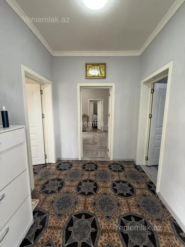 Satılır 4 otaqlı həyət evi 140 m²