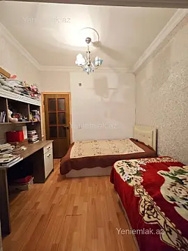 Satılır 2 otaqlı köhnə tikili 50 m²