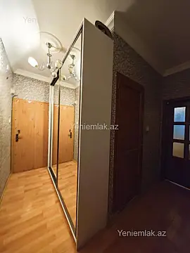 Satılır 2 otaqlı köhnə tikili 50 m²