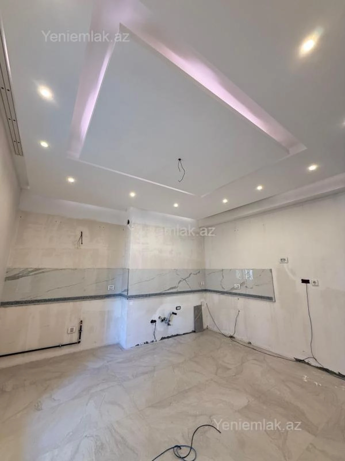 Satılır 3 otaqlı yeni tikili 150 m²