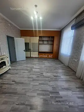 Satılır 2 otaqlı köhnə tikili 75 m²