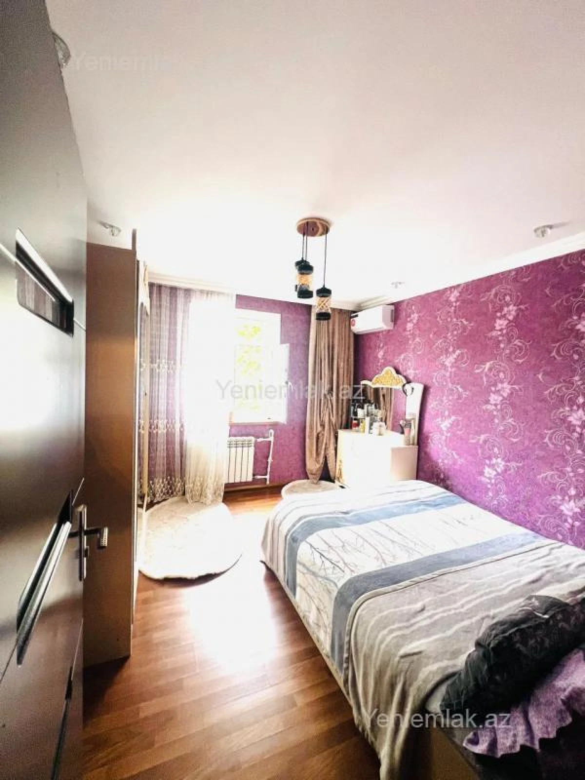 Satılır 4 otaqlı köhnə tikili 100 m²