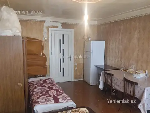 Satılır 3 otaqlı köhnə tikili 70 m²