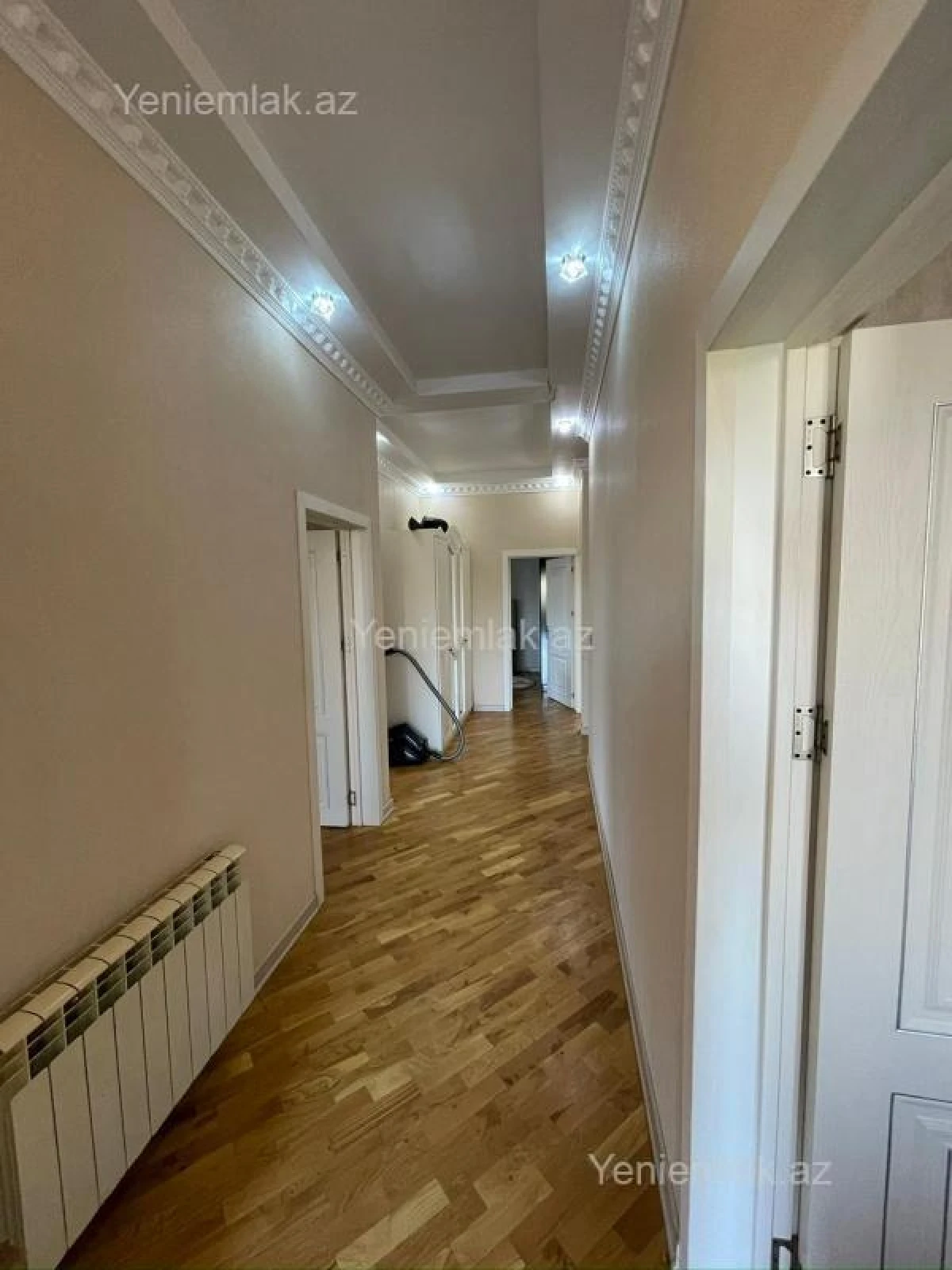 Satılır 6 otaqlı həyət evi 200 m²