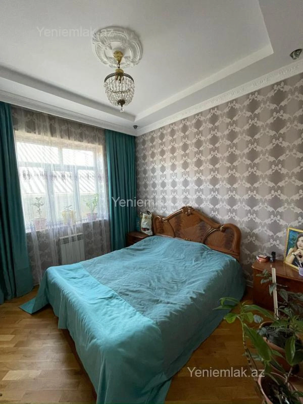 Satılır 6 otaqlı həyət evi 200 m²