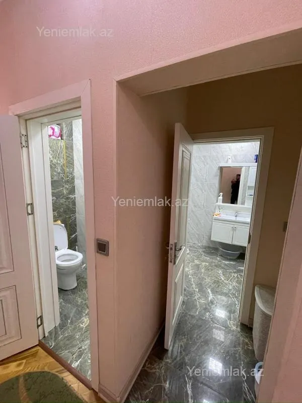 Satılır 6 otaqlı həyət evi 200 m²