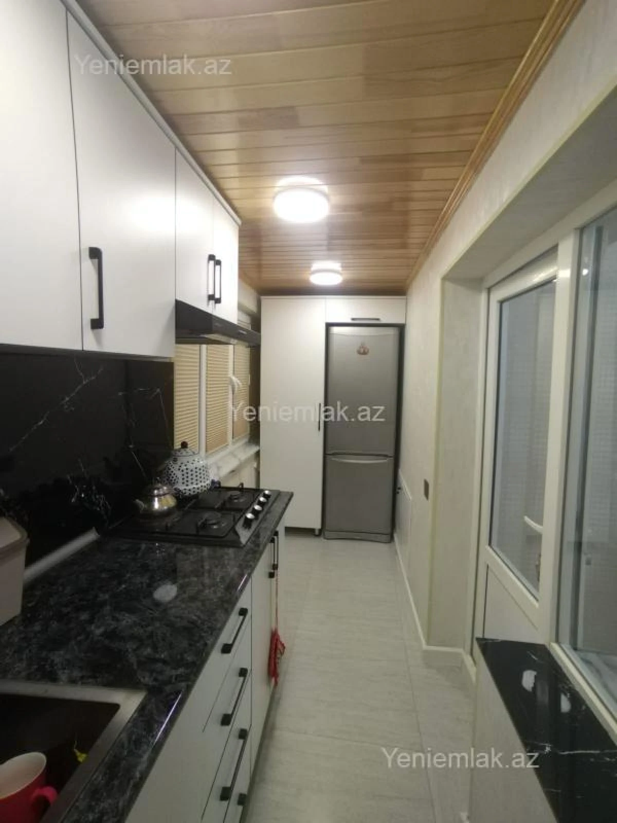 Satılır 3 otaqlı köhnə tikili 70 m²