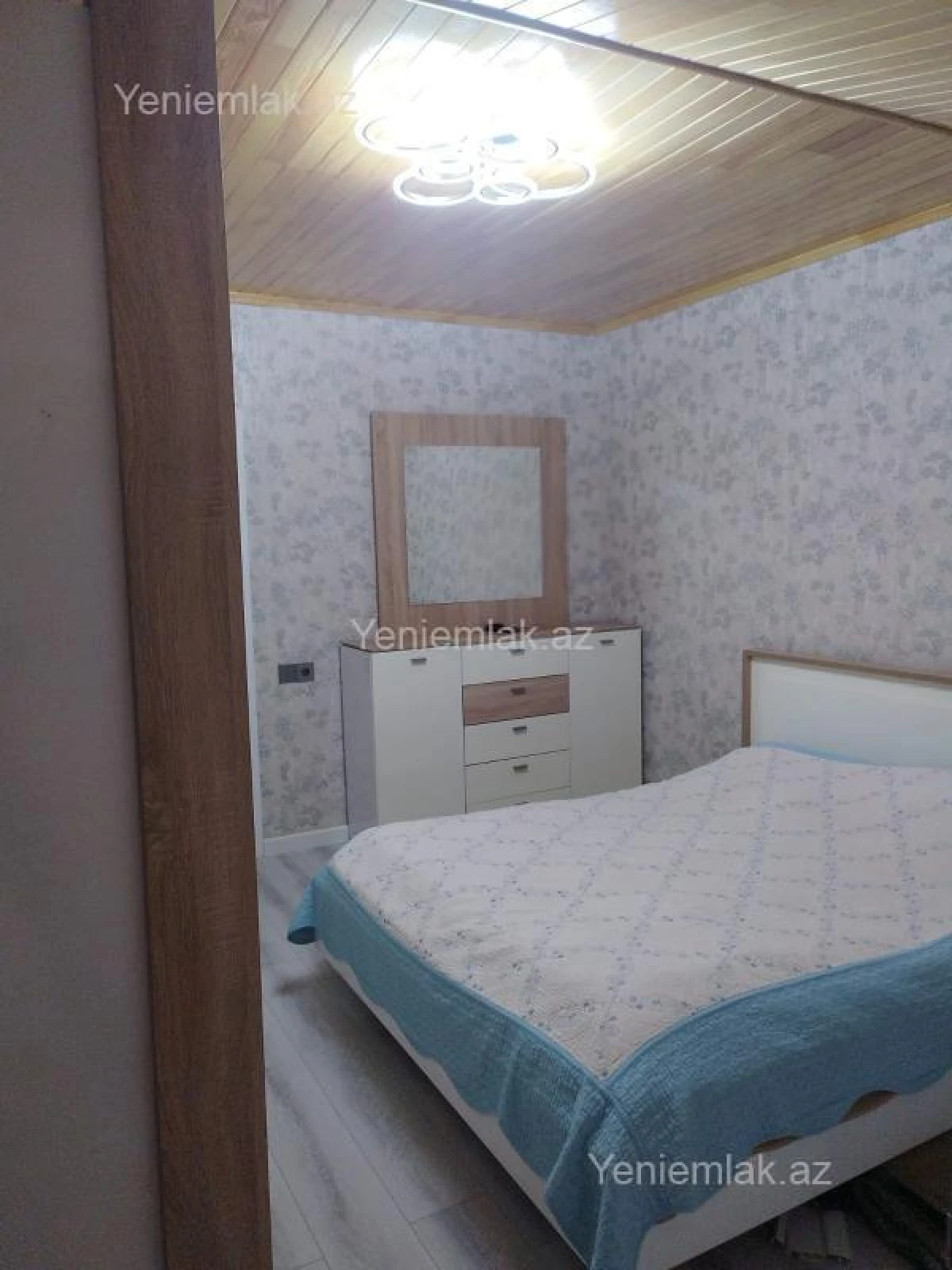 Satılır 3 otaqlı köhnə tikili 70 m²
