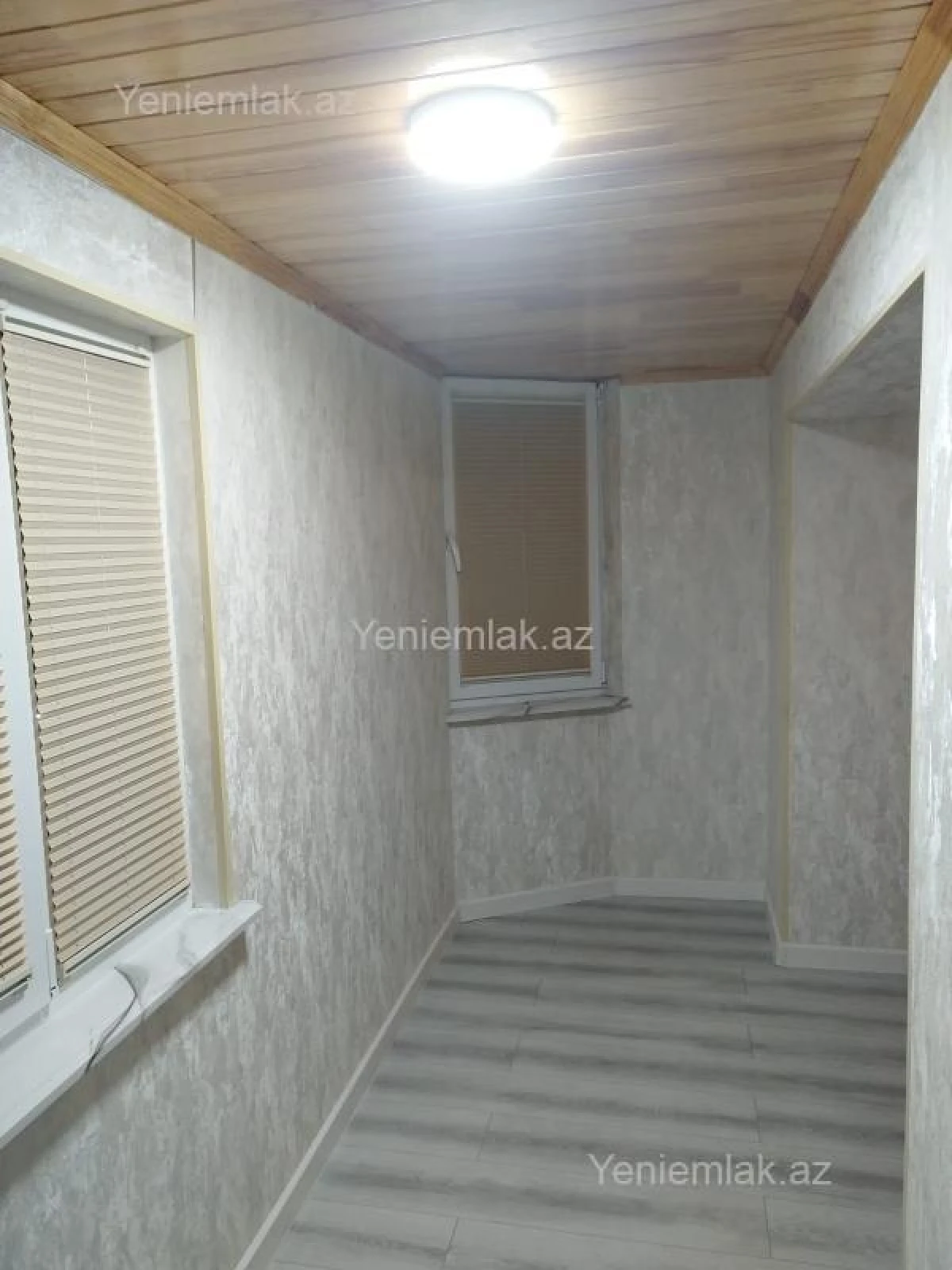 Satılır 3 otaqlı köhnə tikili 70 m²