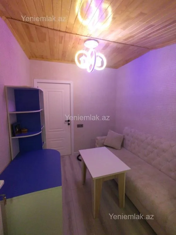 Satılır 3 otaqlı köhnə tikili 70 m²