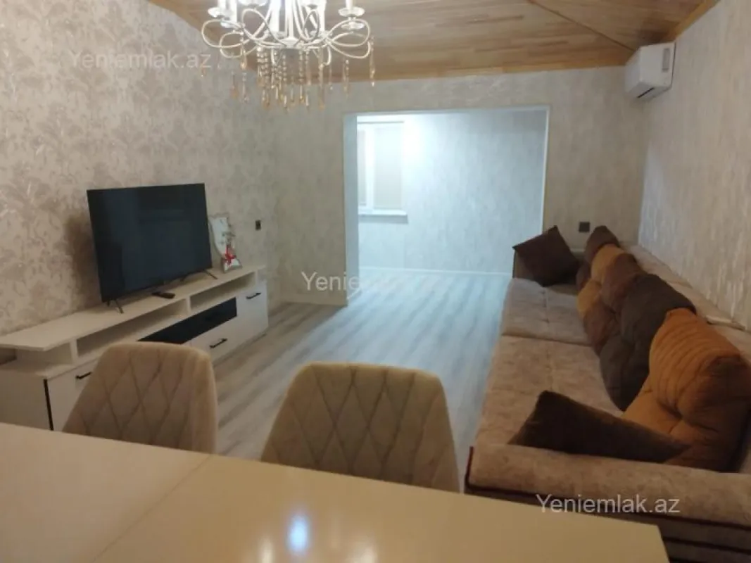 Satılır 3 otaqlı köhnə tikili 70 m²