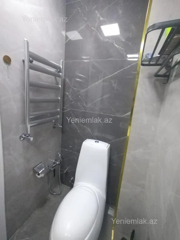 Satılır 3 otaqlı köhnə tikili 70 m²