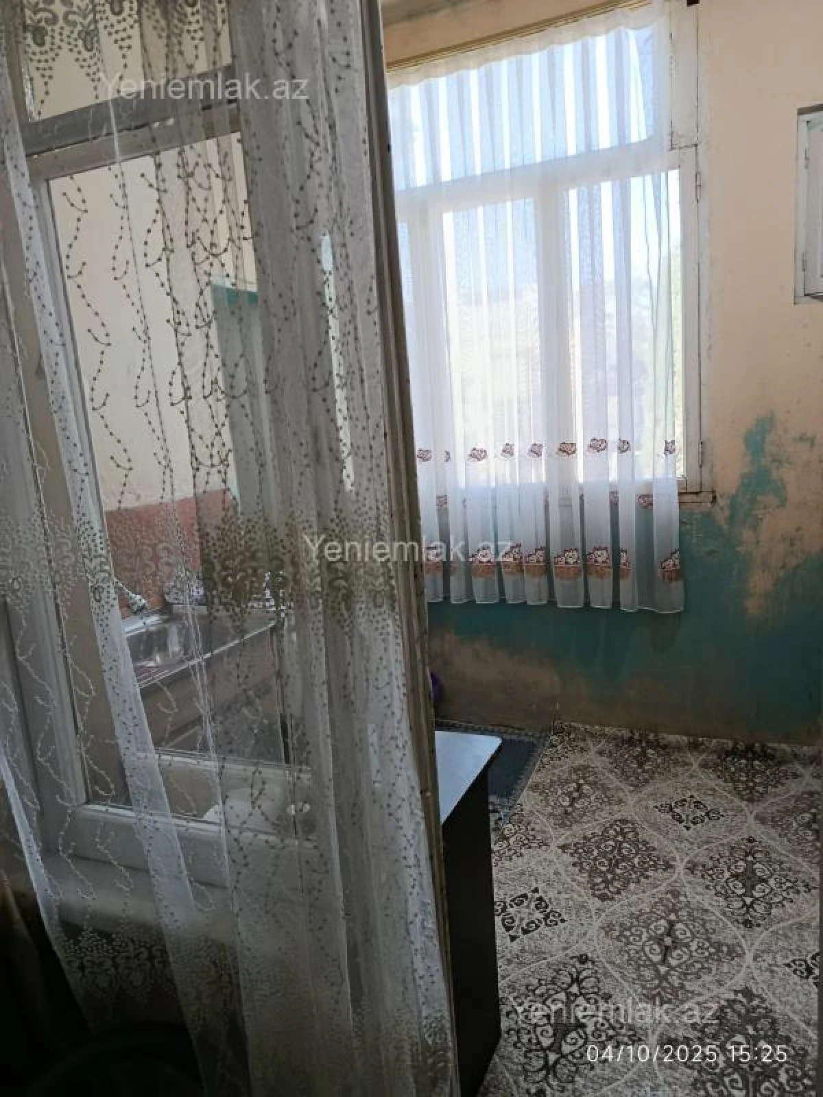 Satılır 2 otaqlı köhnə tikili 60 m²