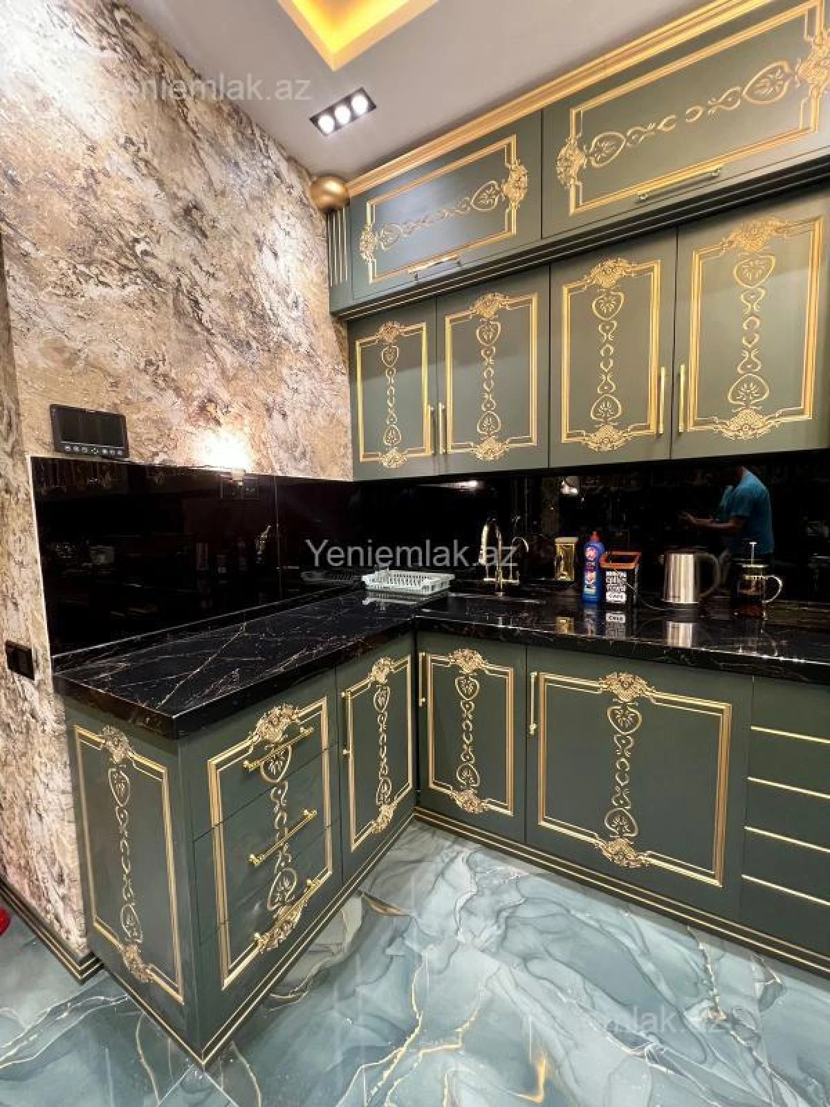 Satılır 3 otaqlı yeni tikili 116.5 m²