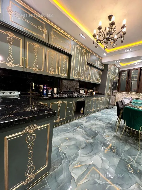 Satılır 3 otaqlı yeni tikili 116.5 m²