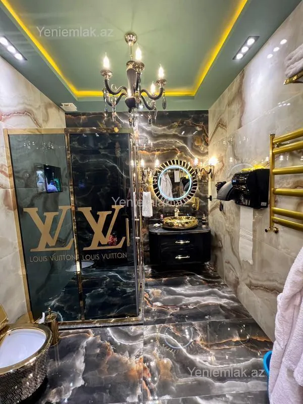 Satılır 3 otaqlı yeni tikili 116.5 m²