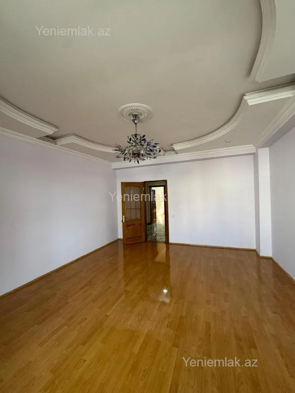 Satılır 3 otaqlı yeni tikili 114 m²