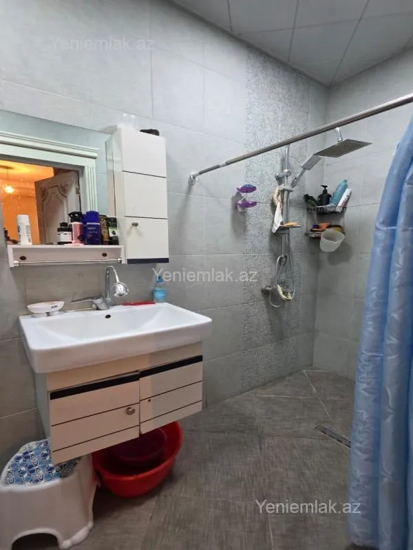 Satılır 3 otaqlı yeni tikili 54 m²