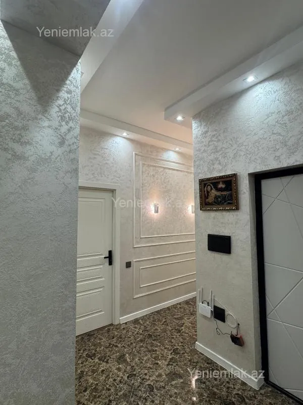 Satılır 3 otaqlı yeni tikili 71 m²